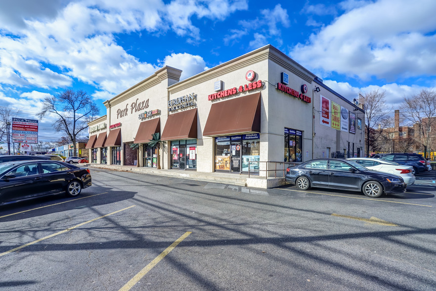 Primary Photo Of 2381 Hylan Blvd, Staten Island Storefront Retail Office For Sale