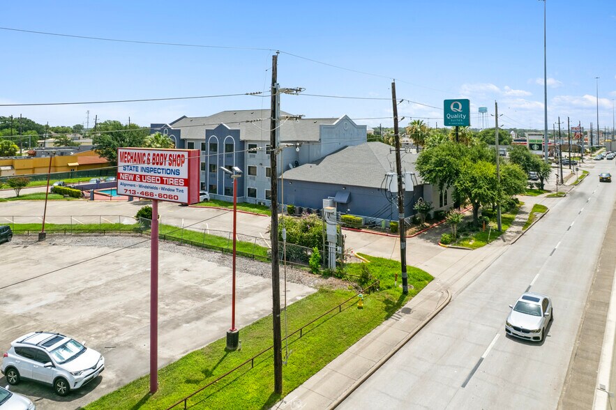 More Photos Of 17550 Northwest Fwy, Houston Hotel For Sale