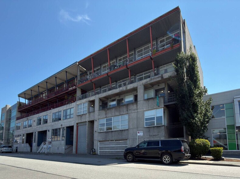 More Photos Of 118-128 W 6th Ave, Vancouver Apartments For Sale