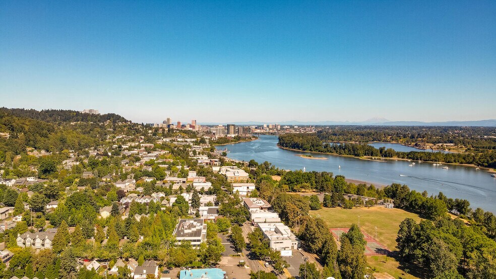 More Photos Of 7107-7221 SW Macadam Ave, Portland Unknown For Lease