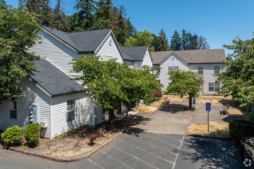 More Photos Of 1301-1371 E Santiam St, Stayton Apartments For Sale
