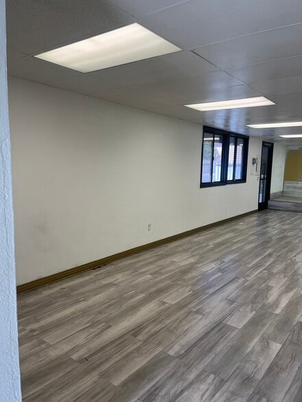 More Photos Of 16016 S Western Ave, Gardena Office For Lease
