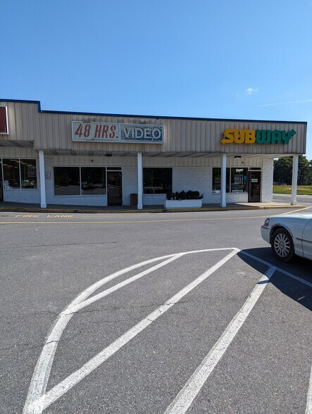 More Photos Of 1309 Blue Valley Dr, Pen Argyl Unknown For Lease