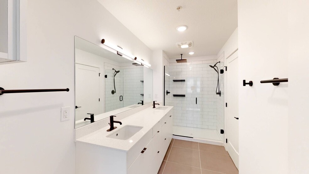 More Photos Of 6115 Nieman Rd, Shawnee Apartments For Sale