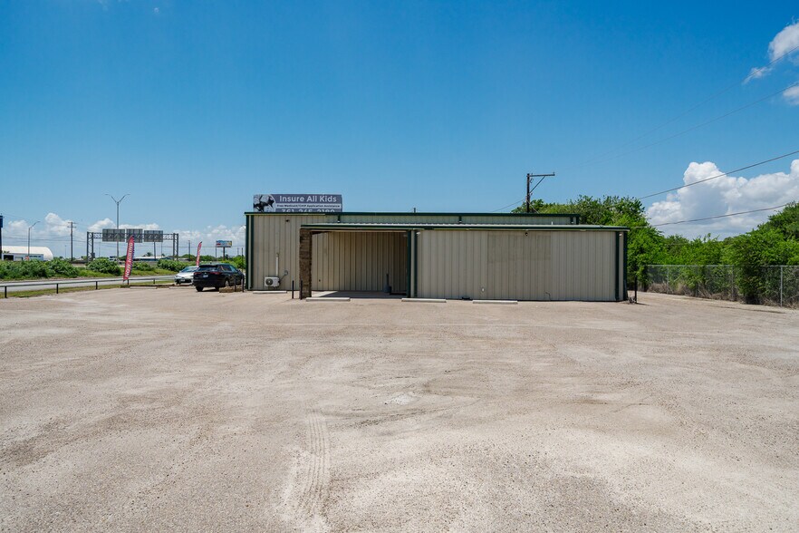 More Photos Of 341 TX Highway 35 Hwy, Gregory Light Distribution For Sale