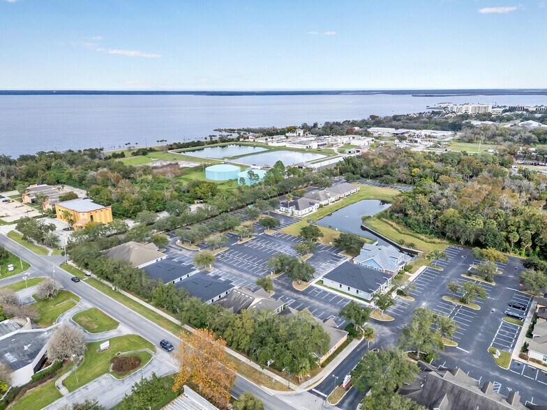 More Photos Of 1640 Lexington Green Ln, Sanford Medical For Lease