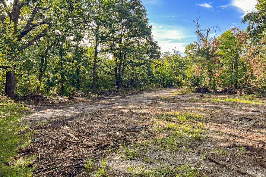 More Photos Of 3092 1700 Rd, Fall River Land For Sale