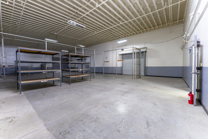 More Photos Of 1759 W Avenue J12, Lancaster Freestanding For Lease