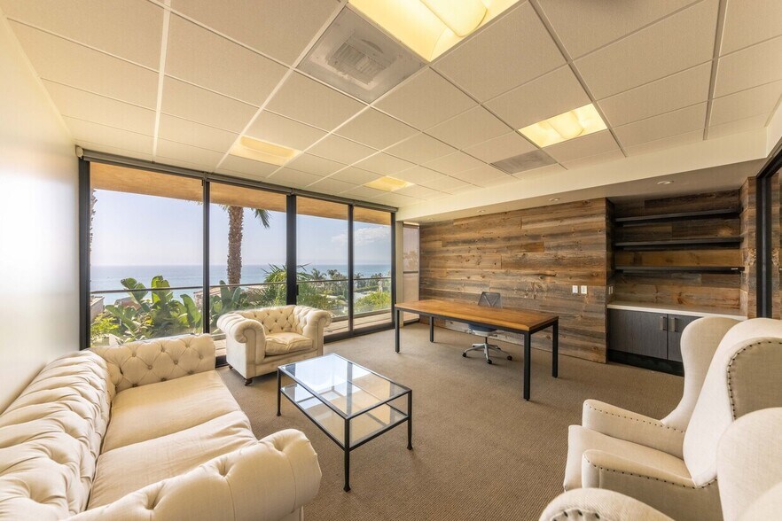 More Photos Of 22761 Pacific Coast Hwy, Malibu Office For Lease