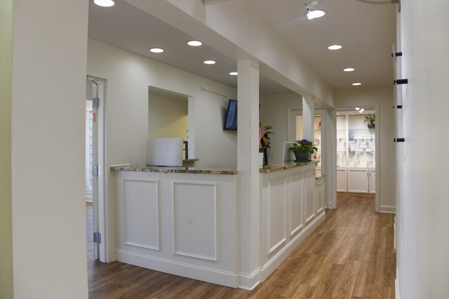 More Photos Of 431 Johnston St SE, Decatur Medical For Lease