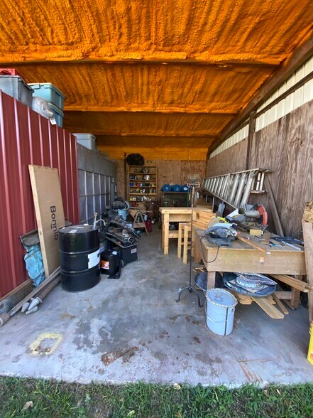 More Photos Of 1227 Gordon Park Rd, Augusta Light Distribution For Sale