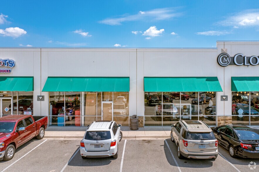 More Photos Of NW Loop 410 @ Blanco Rd, San Antonio Unknown For Lease