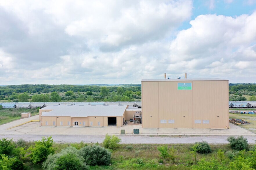 More Photos Of 1439 Cutler Trico Road, Cutler Industrial For Lease