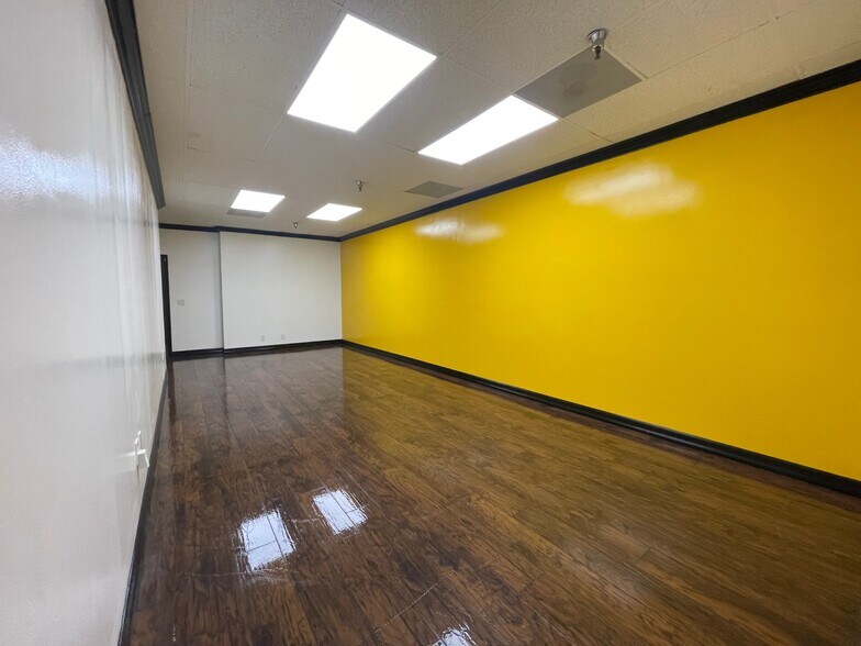 More Photos Of 902 N Grand Ave, Santa Ana Medical For Sale