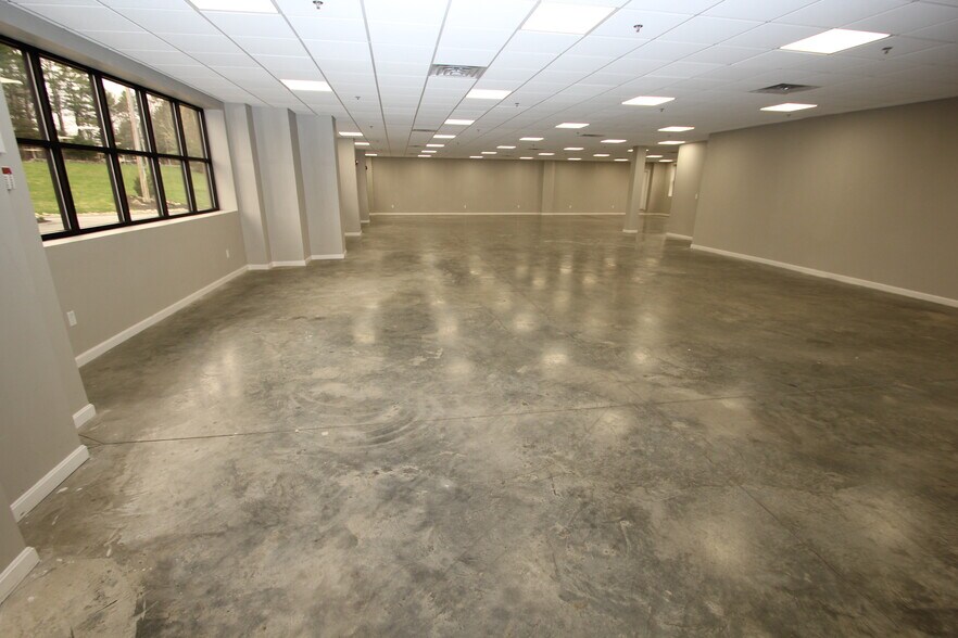 More Photos Of 2302 Turnpike St, North Andover General Retail For Sale