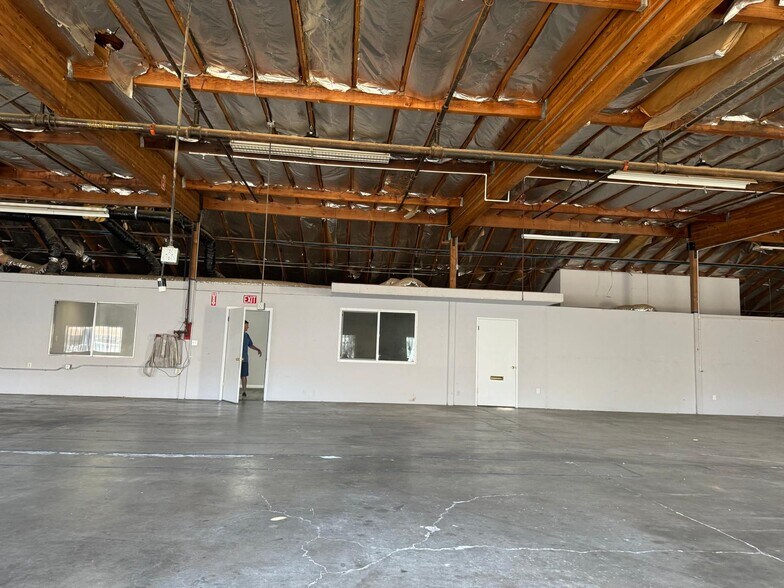 More Photos Of 1868-1872 Stone Ave, San Jose Manufacturing For Lease