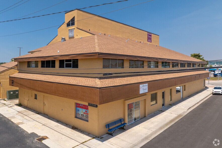 More Photos Of 4720-4730 SE 15th Ave, Cape Coral Storefront Retail Office For Lease