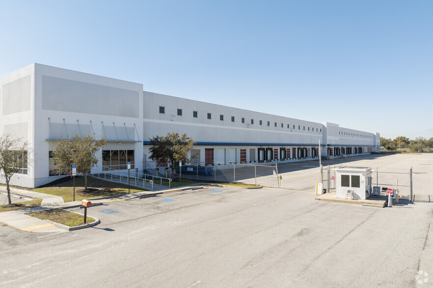 Primary Photo Of 1141 S US Highway 301, Tampa Distribution For Lease