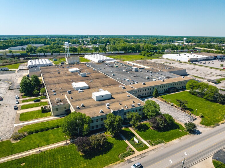 Primary Photo Of 901 Cleveland St, Elyria Warehouse For Lease