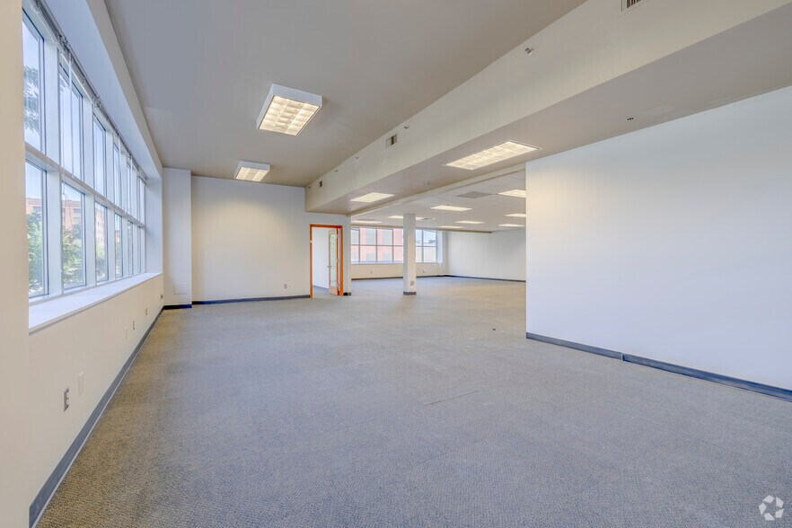 More Photos Of 1001 Pacific Ave, Tacoma Office For Sale