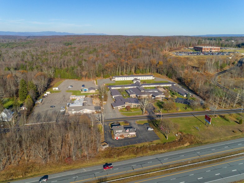 More Photos Of 283 Rock Hill Dr, Rock Hill Hotel For Sale