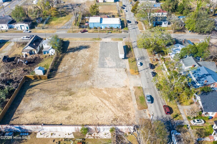 More Photos Of 1102 Chestnut St, Wilmington Land For Sale