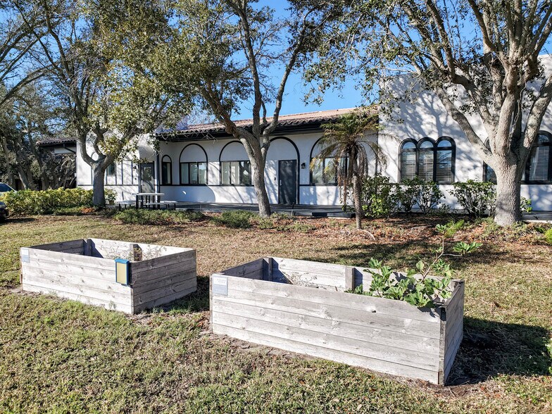 More Photos Of 540-550 Bay Isles Rd, Longboat Key Medical For Lease