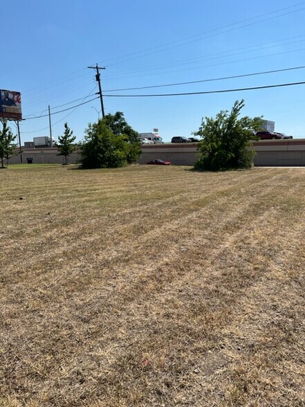 More Photos Of 3528 35E, Lancaster Land For Sale