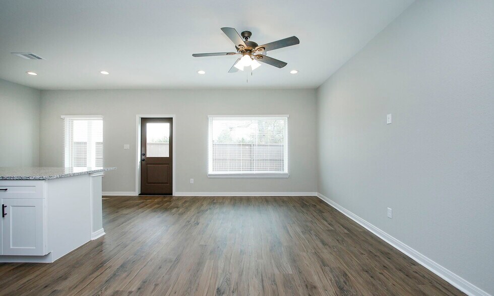 More Photos Of 14010 Longstreet rd, Willis Apartments For Sale