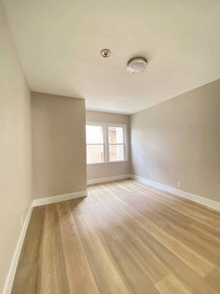 More Photos Of 2620 S Barrington Ave, Los Angeles Apartments For Sale