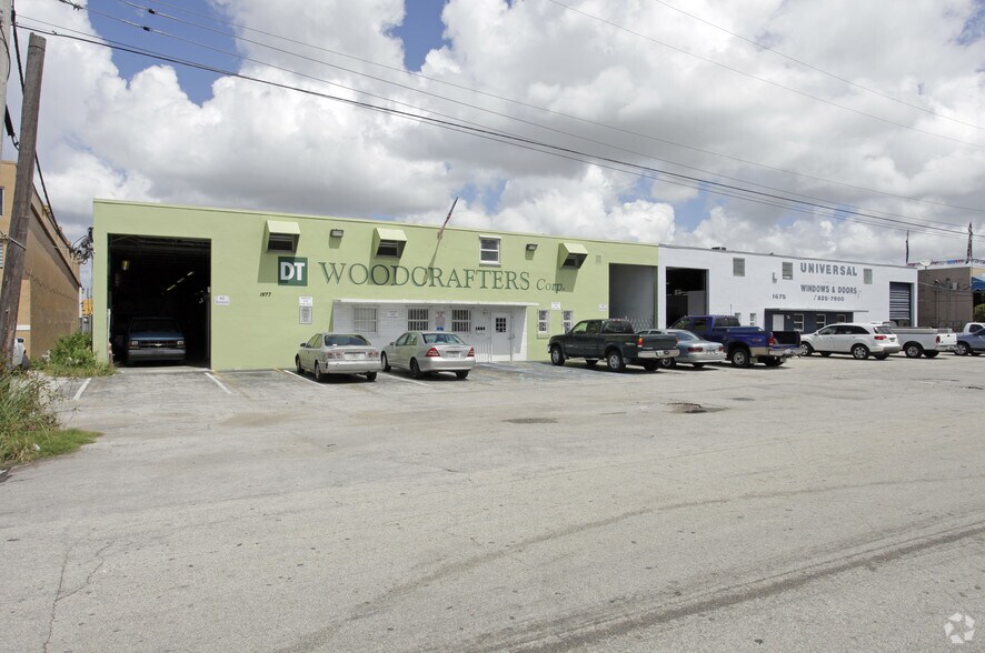 Primary Photo Of 1675-1677 W 31st Pl, Hialeah Manufacturing For Sale