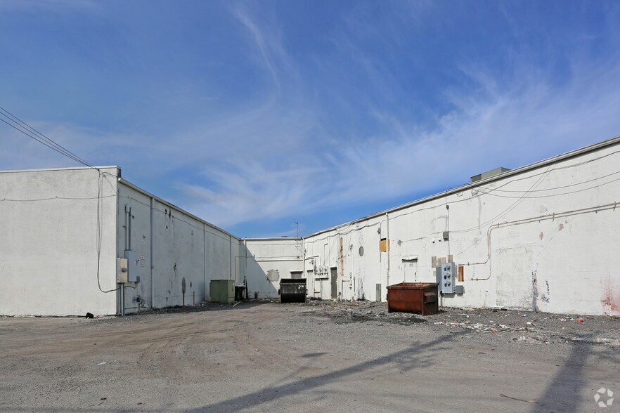 More Photos Of 541 SW 16th St, Belle Glade Storefront For Lease