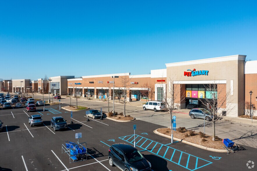 Primary Photo Of 47142-47330 Michigan Ave, Canton Unknown For Lease