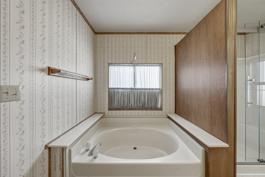More Photos Of 2776 Lakeshore Blvd, Lakeport Manufactured Housing Mobile Home Park For Sale