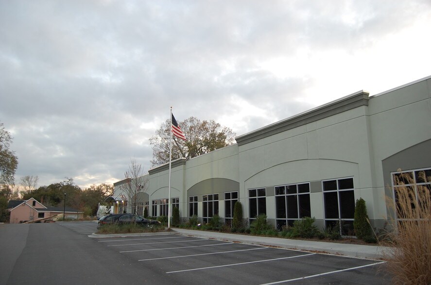 More Photos Of 5617 N Rhett Ave, North Charleston Research And Development For Lease