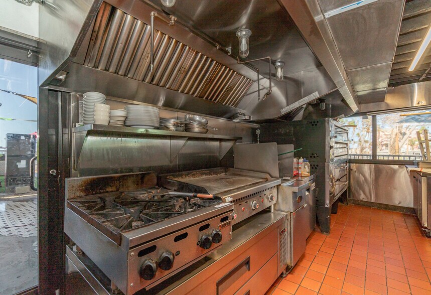 More Photos Of 80 Old San Carlos Blvd, Fort Myers Beach Restaurant For Sale