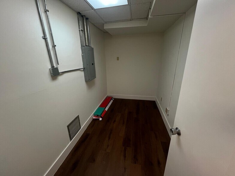 More Photos Of 145 Madeira Ave, Coral Gables Loft Creative Space For Lease