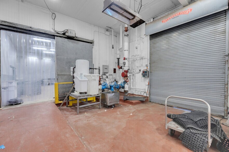 More Photos Of 724 Grand Ave, New Haven Warehouse For Sale