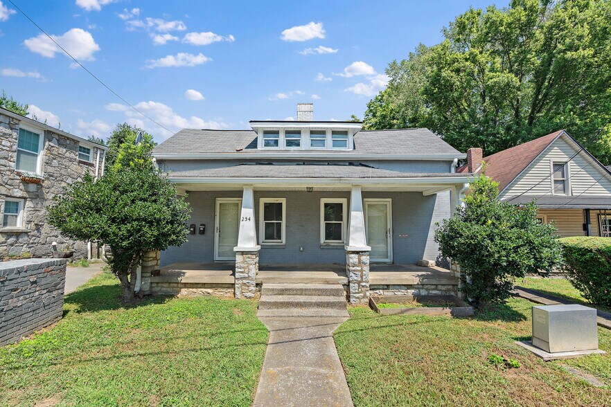 More Photos Of 254 Natchez St, Franklin Apartments For Sale