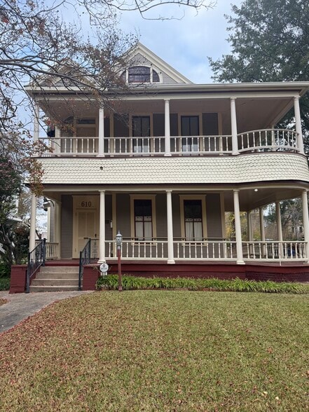 Primary Photo Of 610 Herndon St, Shreveport Office For Sale