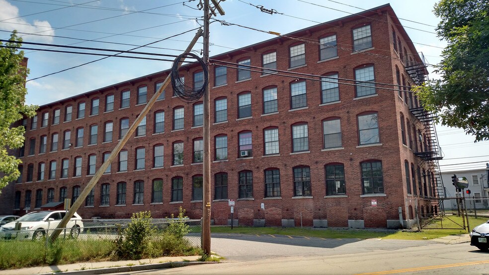 More Photos Of 51-55 Lake St, Nashua Light Manufacturing For Lease