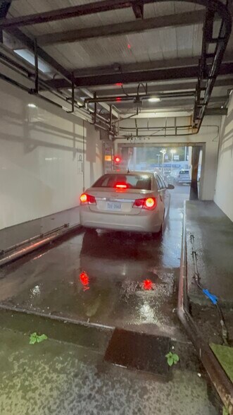 More Photos Of 313 7th Ave, Beaver Falls Carwash For Sale