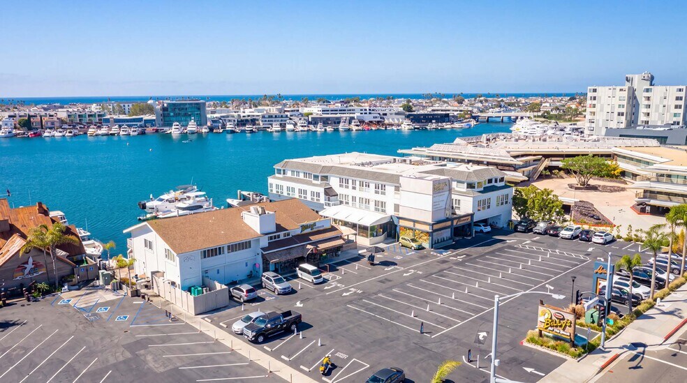 More Photos Of 2751 W Coast Hwy, Newport Beach Restaurant For Lease