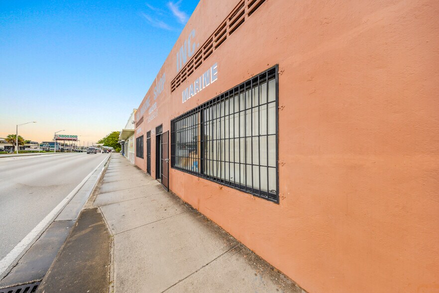 More Photos Of 2421 NW 27th Ave, Miami Freestanding For Sale