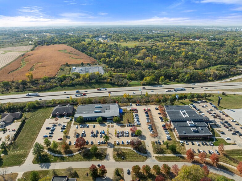 More Photos Of 2839 Northgate Dr, Iowa City Office For Sale