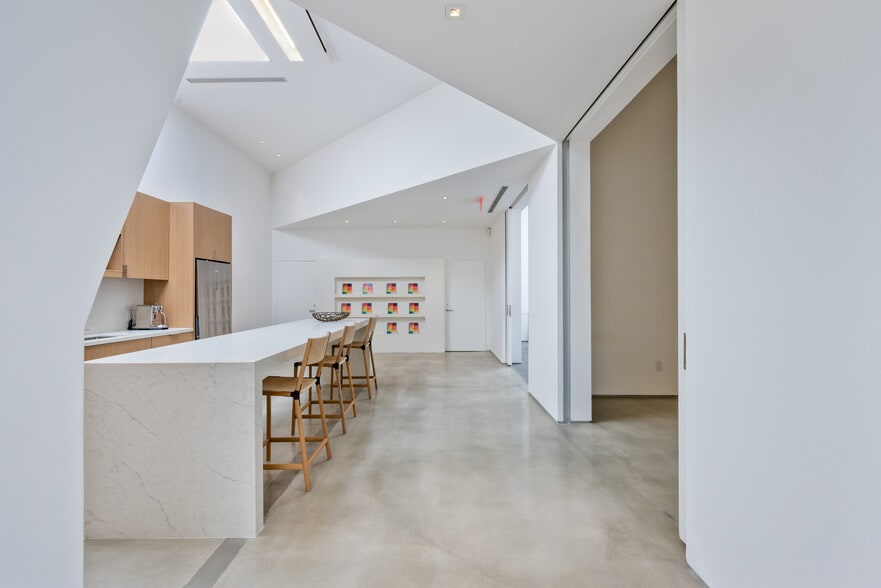 More Photos Of 5801 Washington Blvd, Culver City Loft Creative Space For Lease