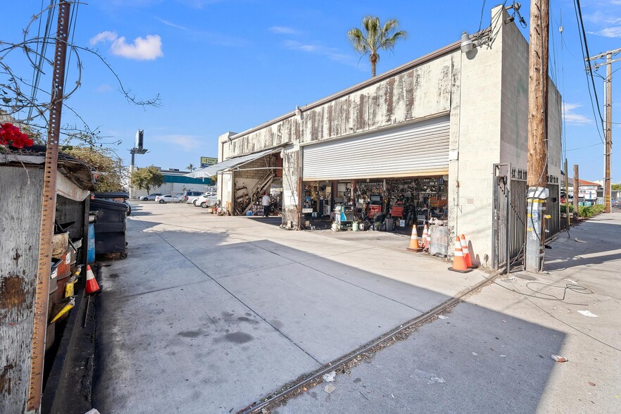 More Photos Of 4335 Euclid Ave, San Diego Auto Repair For Sale