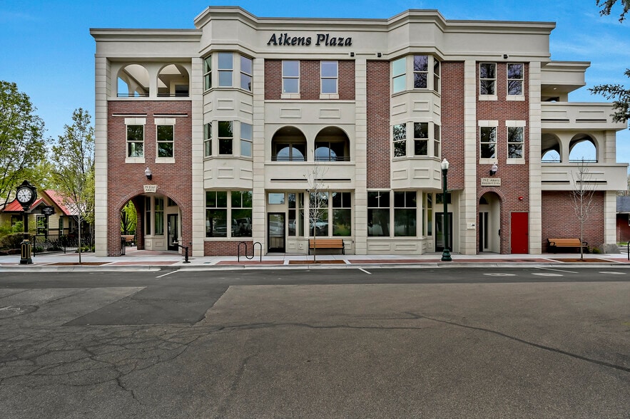 More Photos Of 79 Aikens Rd, Eagle Storefront Retail Office For Sale