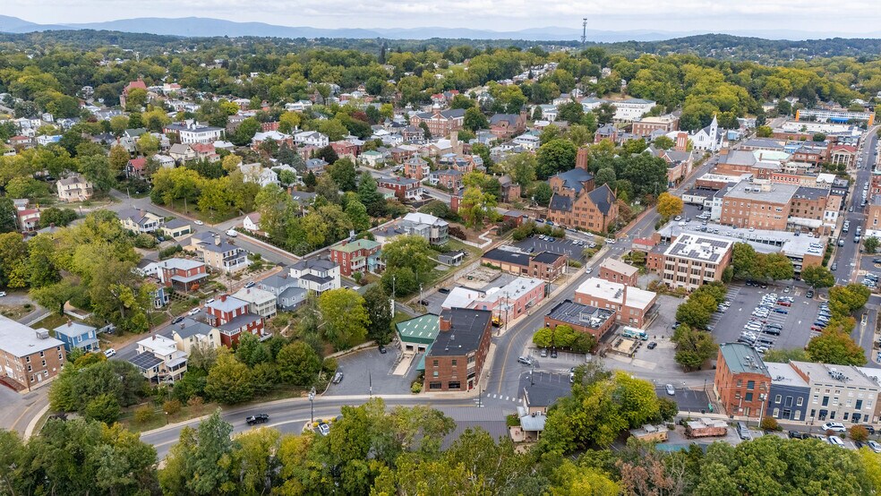 More Photos Of 50 Middlebrook Ave, Staunton Storefront For Sale