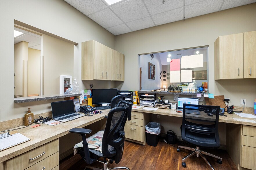 More Photos Of 930 Adell Ree Park Ln, Knoxville Medical For Sale